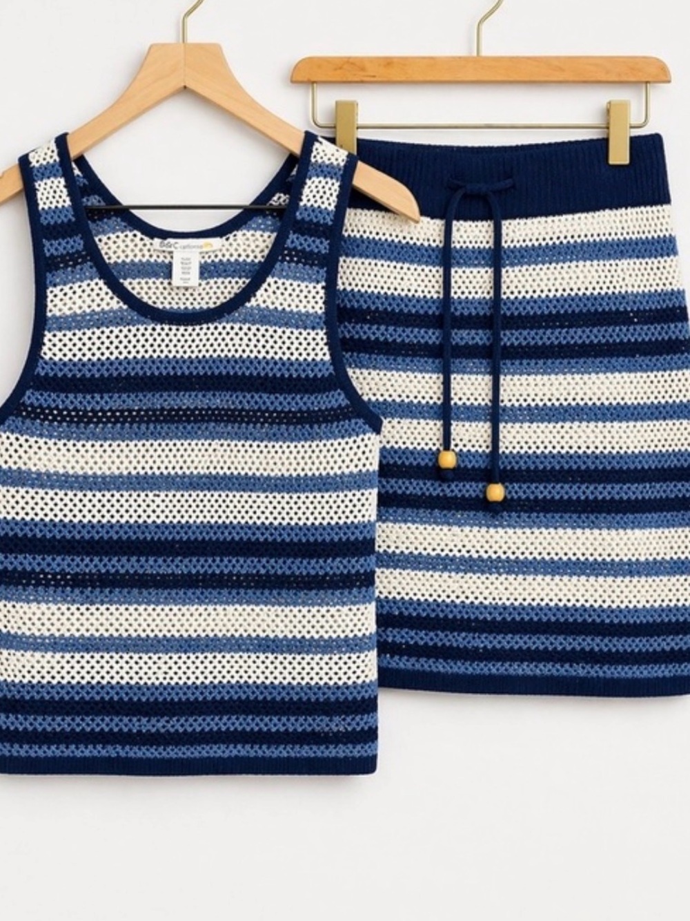 C&C California striped knit two piece set  
 navy blue cream color Medium